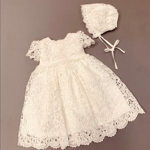 NWT 18m christening / baptism gown with matching bonnet.
